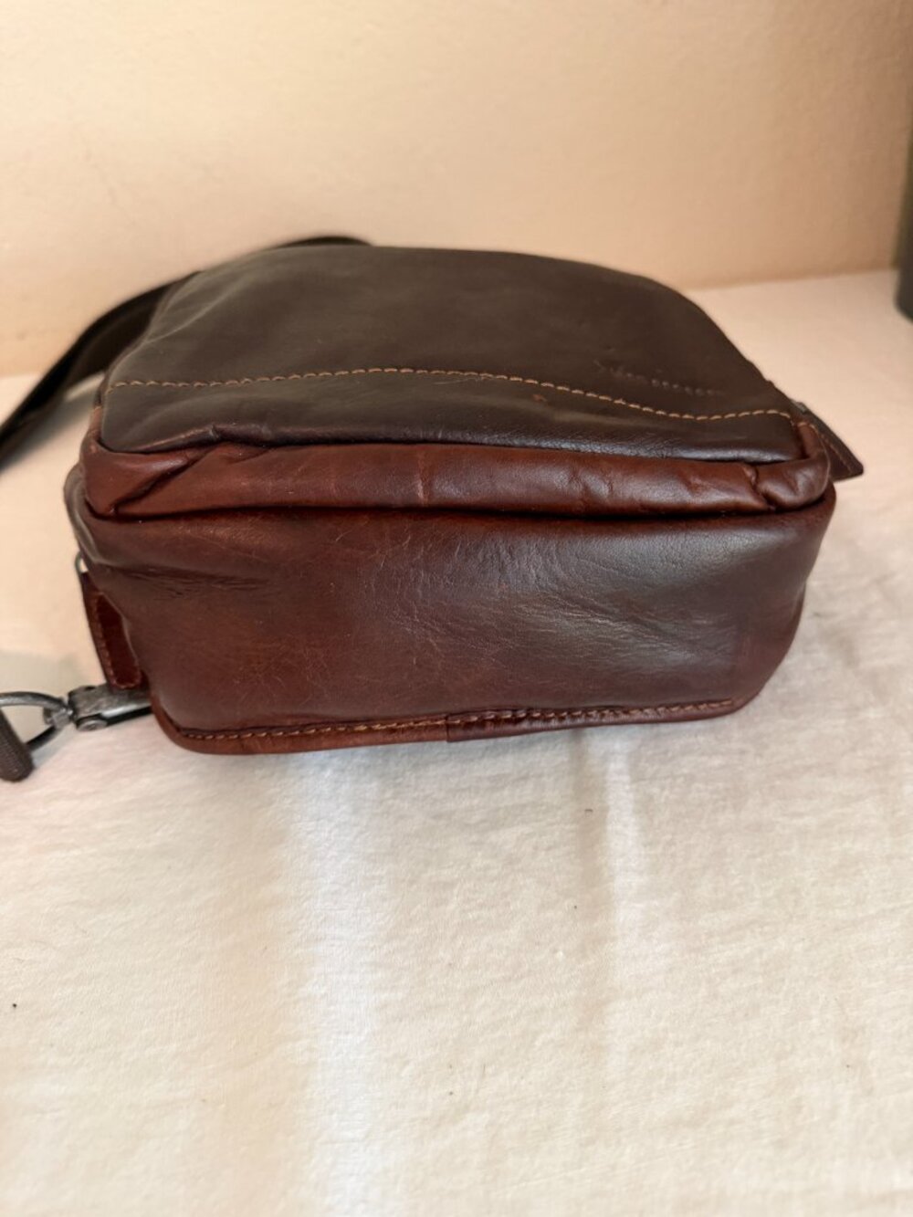 Jack Georges Leather Crossbody Backpack Brown Zip Closure Adjustable Strap Boho - Picture 11 of 16